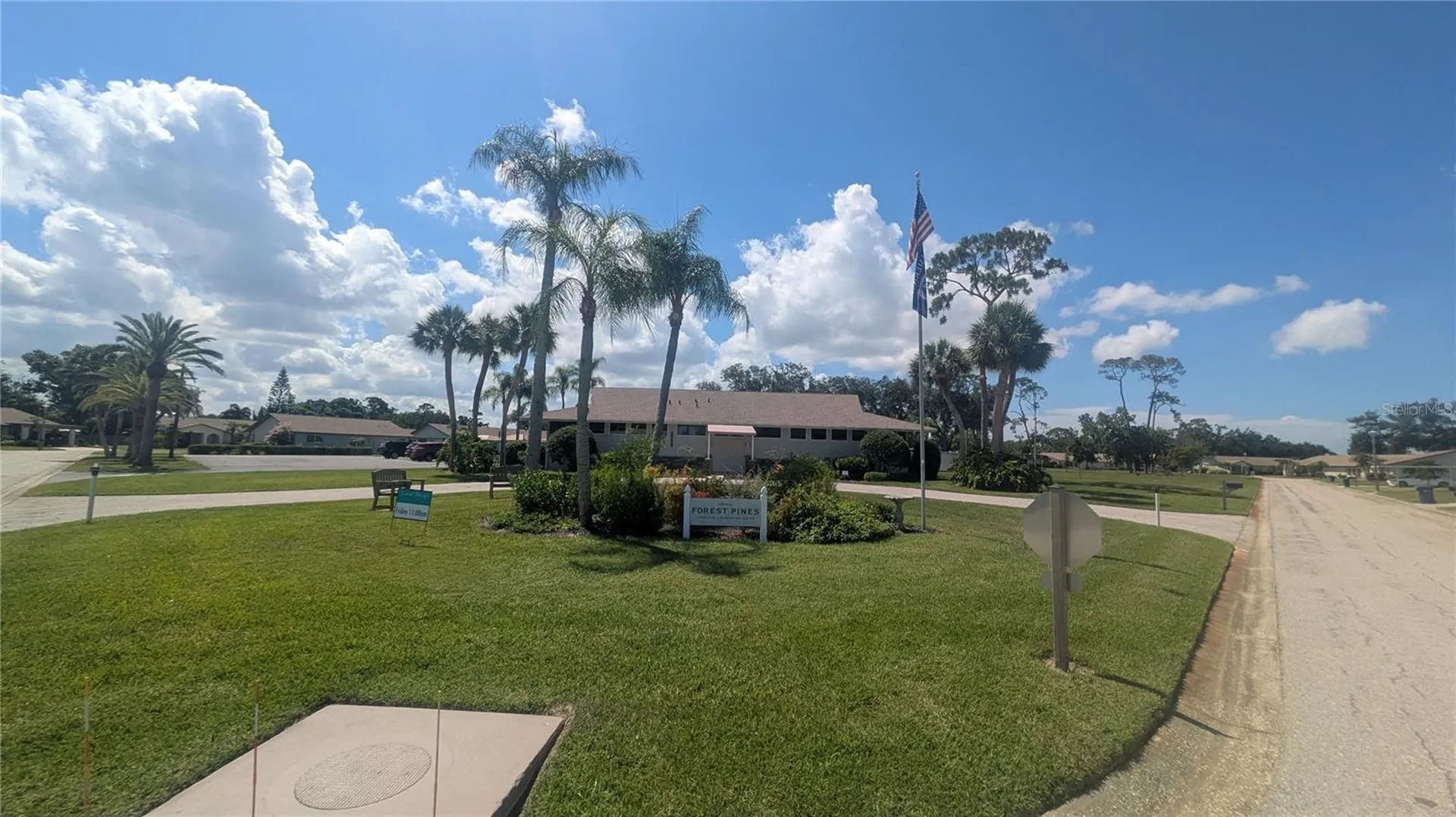 1624 Whitehead Drive Sarasota FL 34232