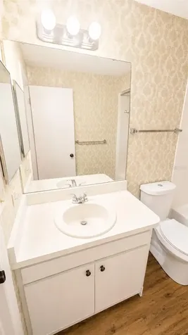 1624 Whitehead Drive Sarasota FL 34232