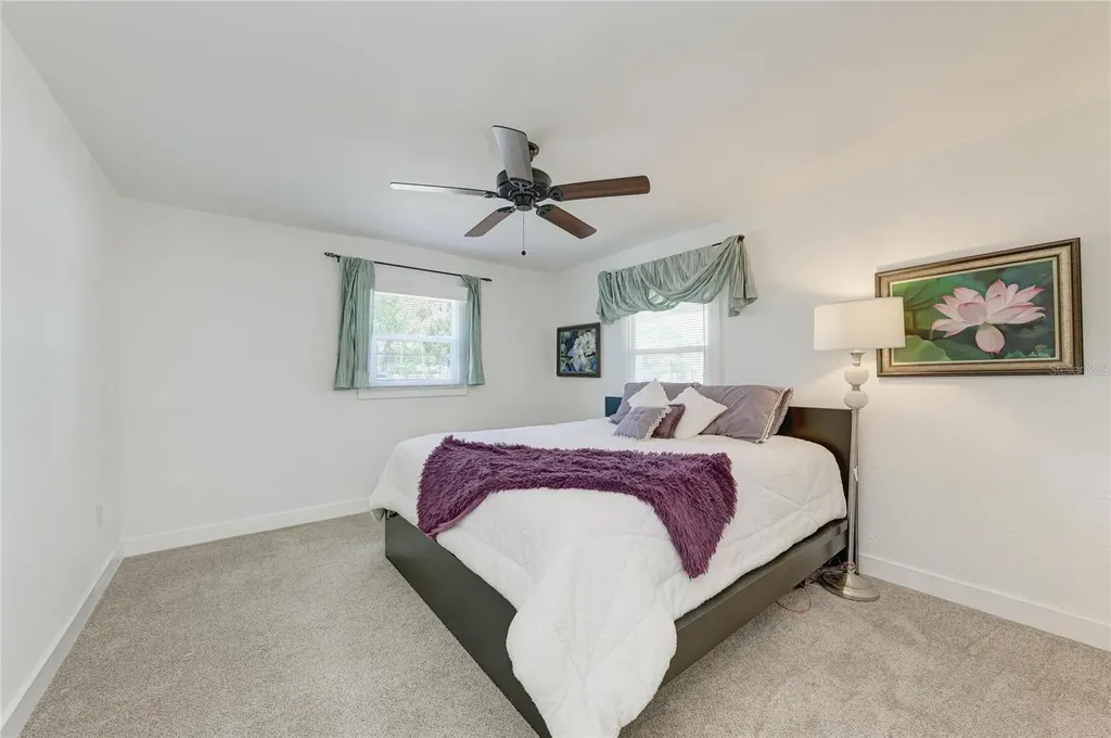 901 Oak Street SW Ruskin FL 33570
