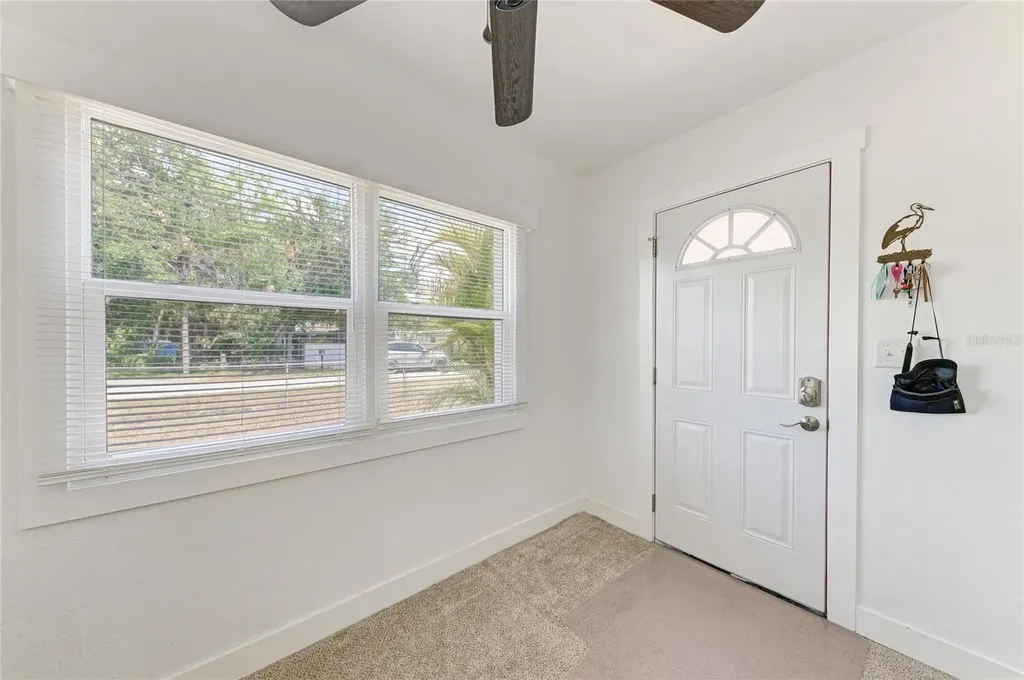 901 Oak Street SW Ruskin FL 33570