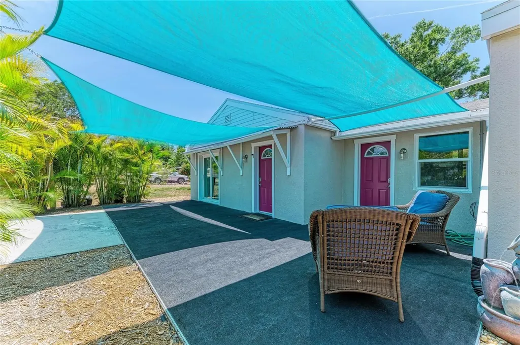 901 Oak Street SW Ruskin FL 33570