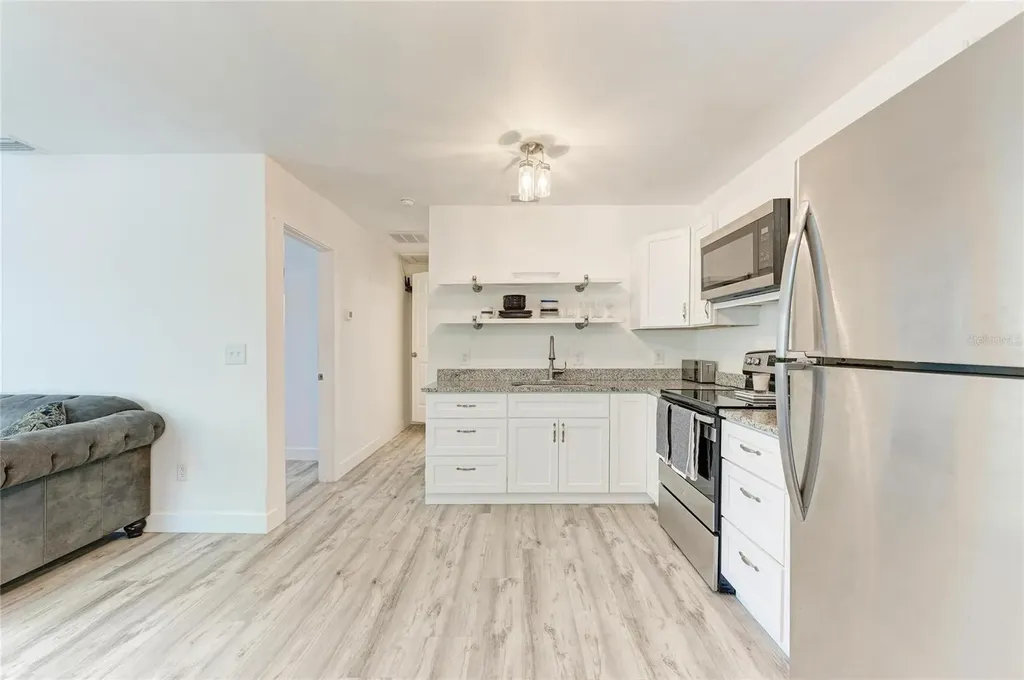 901 Oak Street SW Ruskin FL 33570