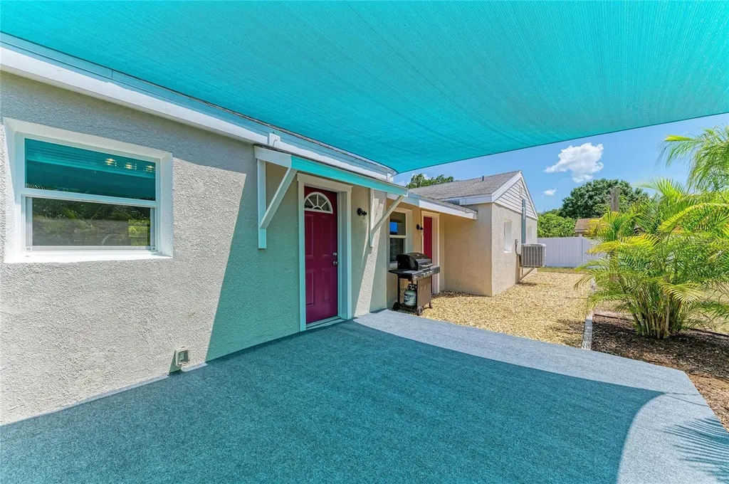 901 Oak Street SW Ruskin FL 33570