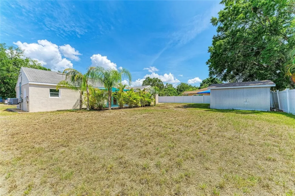901 Oak Street SW Ruskin FL 33570