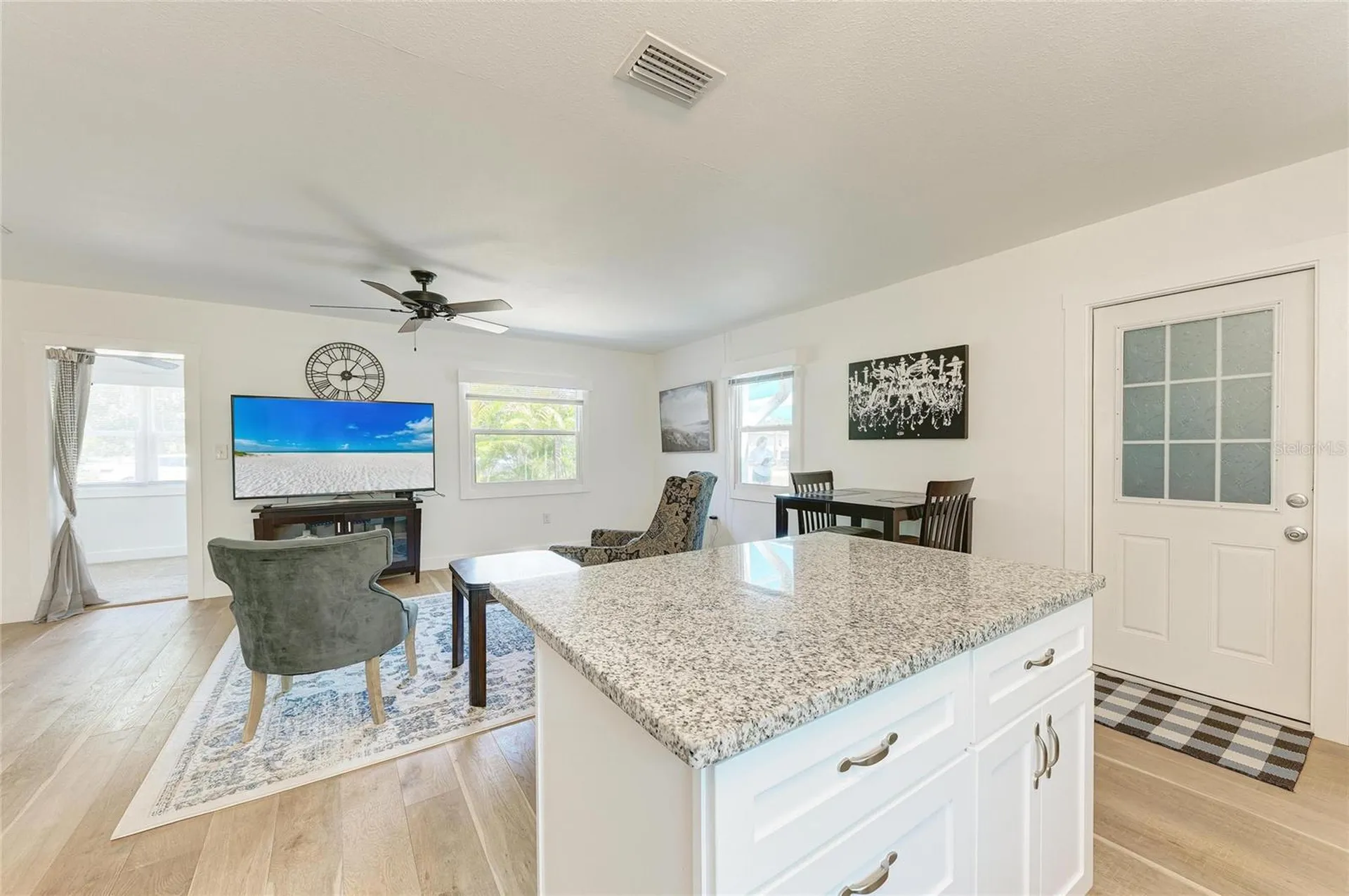 901 Oak Street SW Ruskin FL 33570