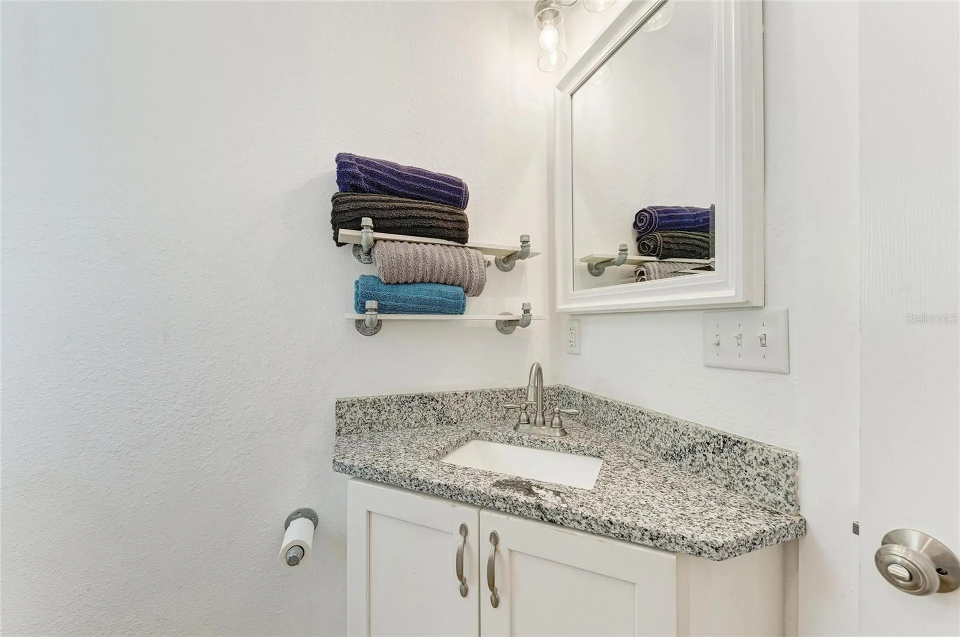 901 Oak Street SW Ruskin FL 33570