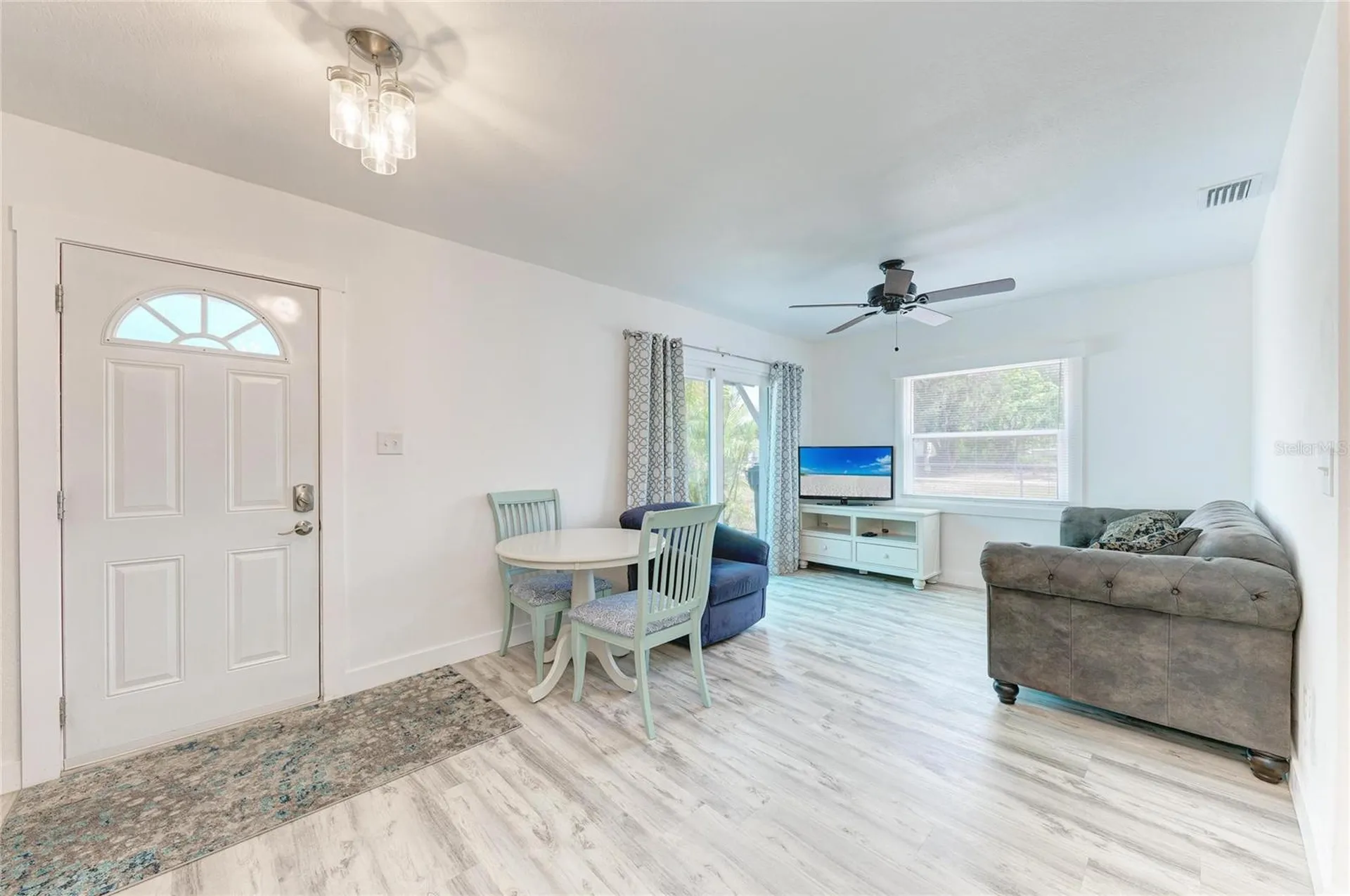 901 Oak Street SW Ruskin FL 33570