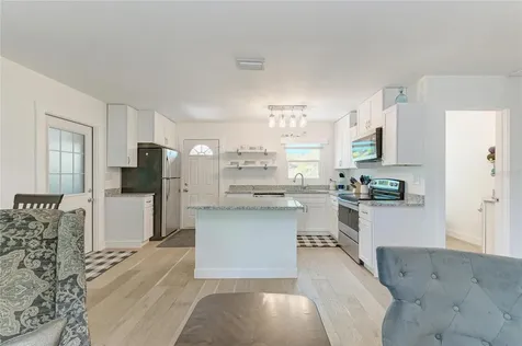 901 Oak Street SW Ruskin FL 33570