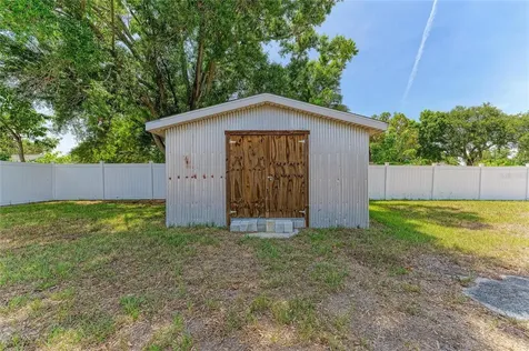 901 Oak Street SW Ruskin FL 33570