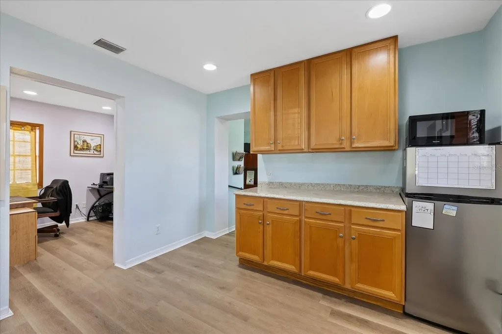 6511 Main Street New Port Richey FL 34653