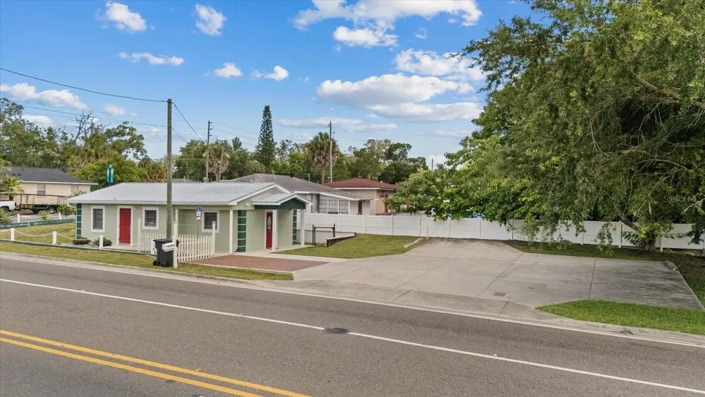 6511 Main Street New Port Richey FL 34653
