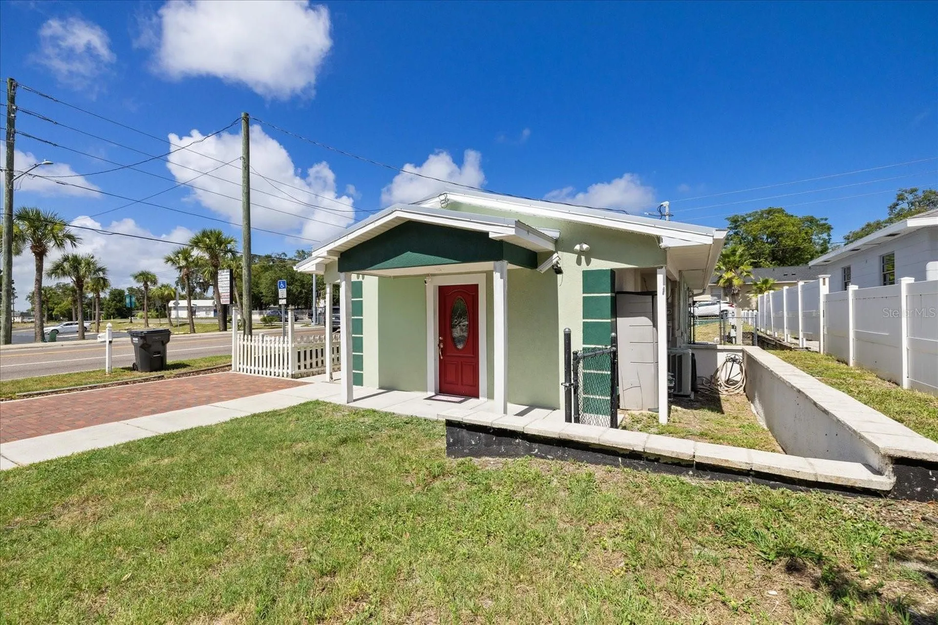6511 Main Street New Port Richey FL 34653