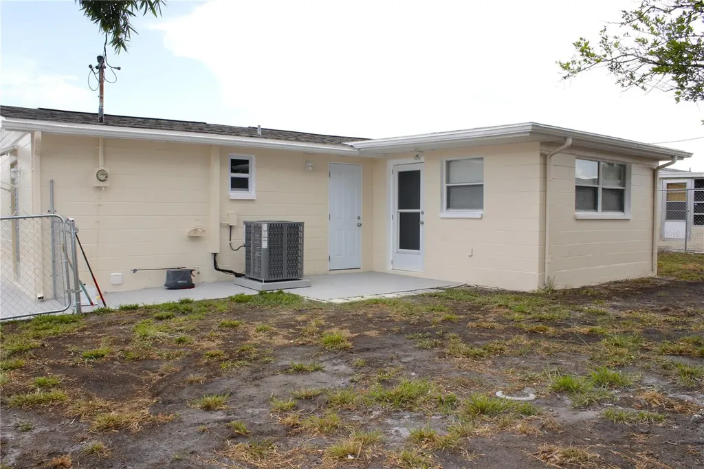 5102 Manor Drive New Port Richey FL 34652