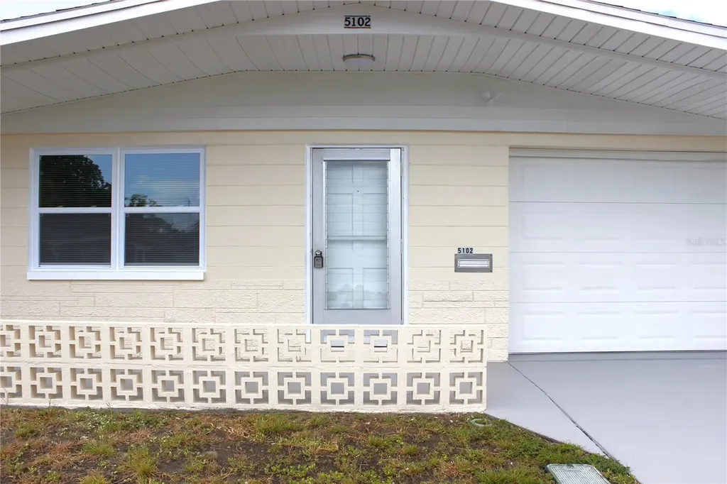 5102 Manor Drive New Port Richey FL 34652