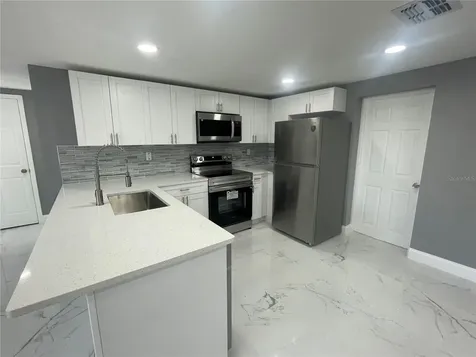 5102 Manor Drive New Port Richey FL 34652