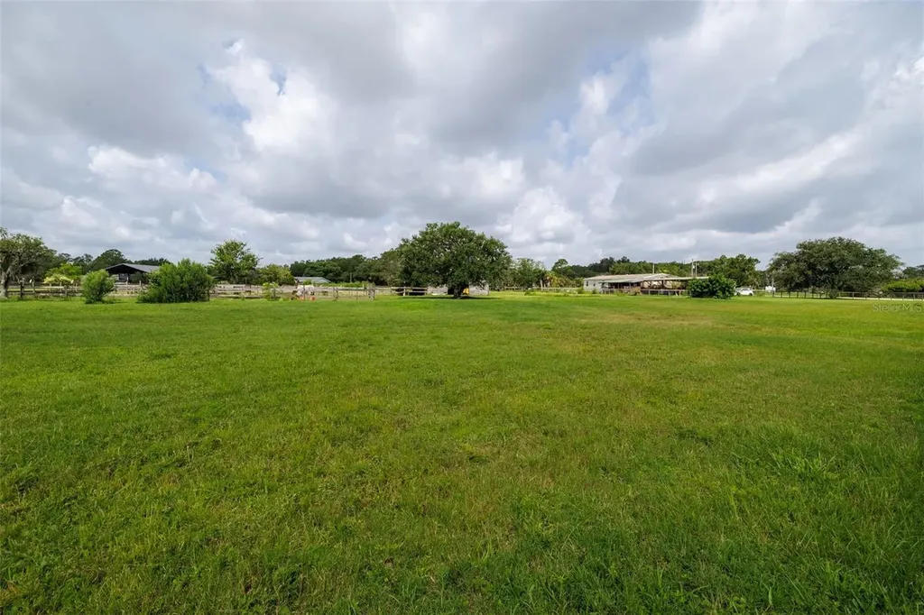 1050 Dillon Circle New Smyrna Beach FL 32168