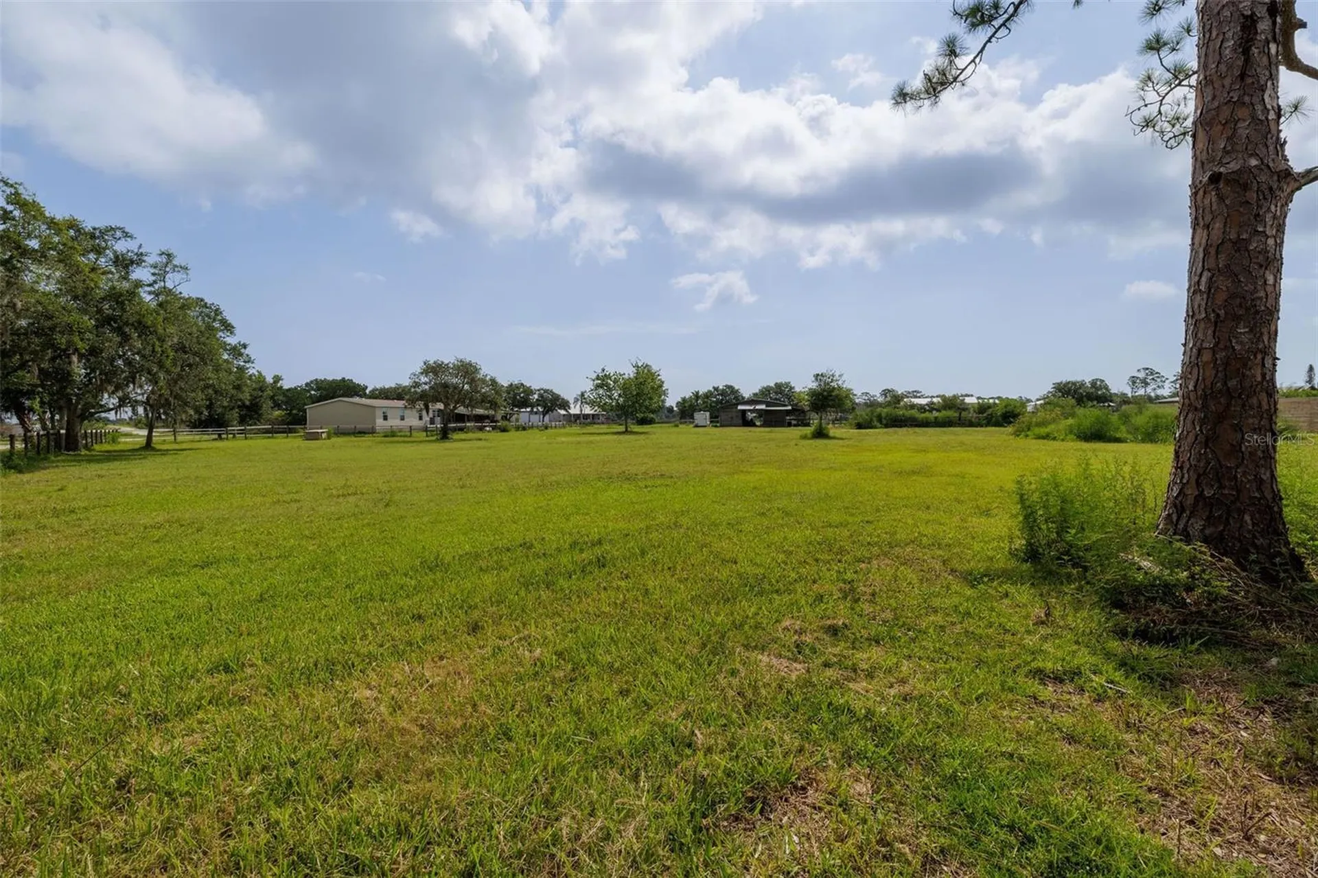 1050 Dillon Circle New Smyrna Beach FL 32168