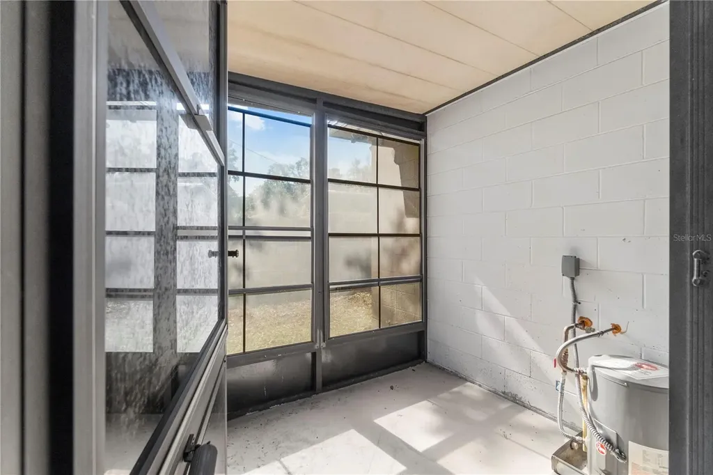 207 W Wheeler Road Seffner FL 33584