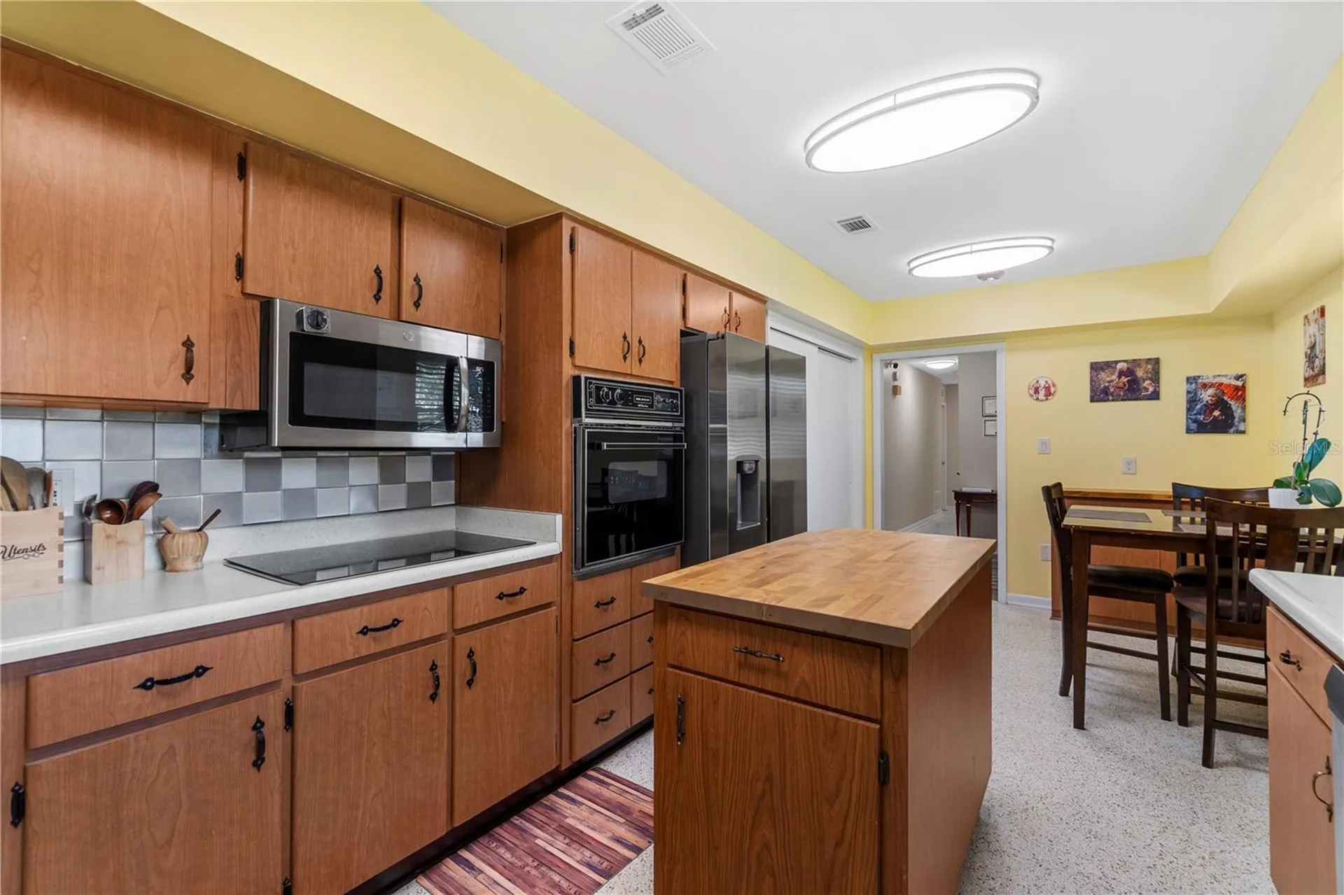 207 W Wheeler Road Seffner FL 33584