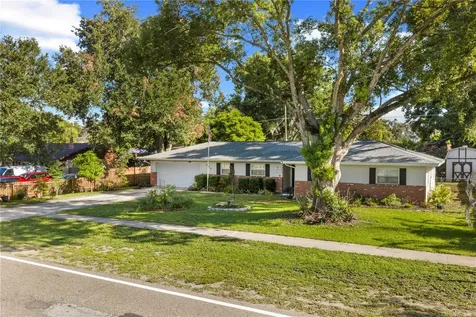 207 W Wheeler Road Seffner FL 33584