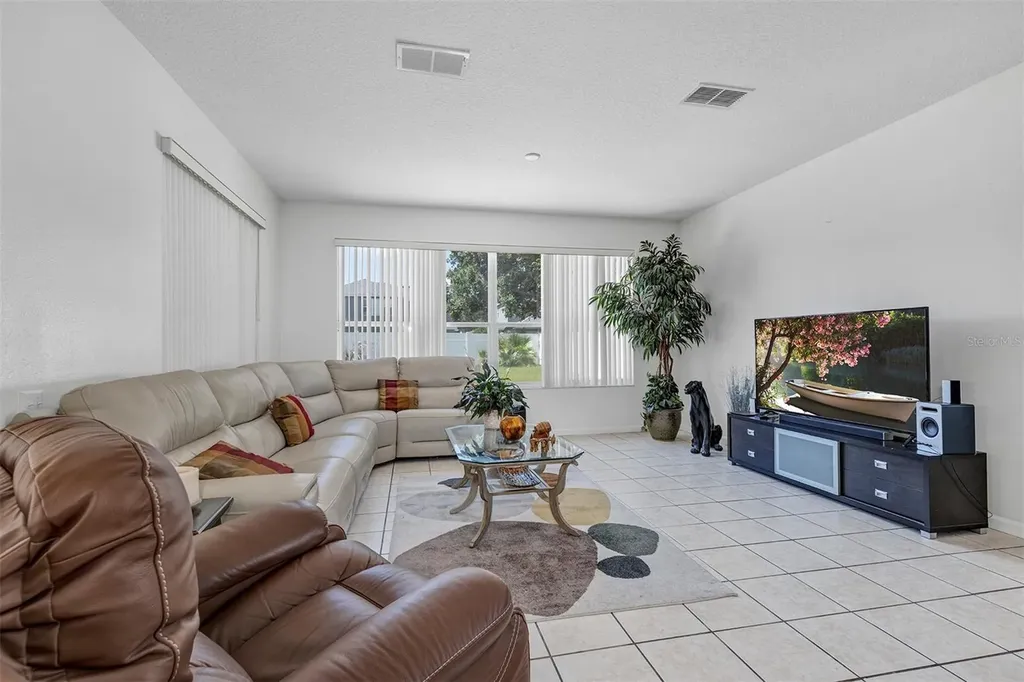 2013 Crossvine Lane Casselberry FL 32707
