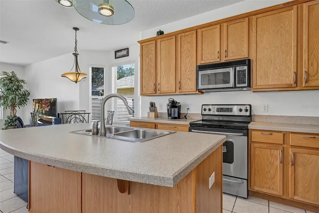2013 Crossvine Lane Casselberry FL 32707