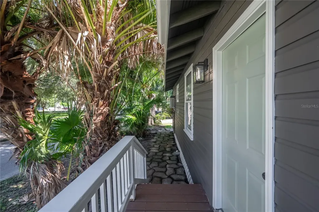 319 W Curtis Street Tampa FL 33603