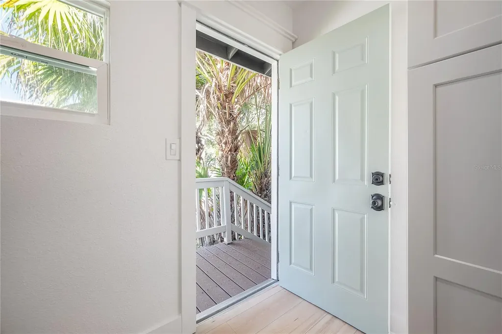 319 W Curtis Street Tampa FL 33603