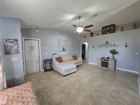 7607 Harbor Lake Drive Orlando FL 32822