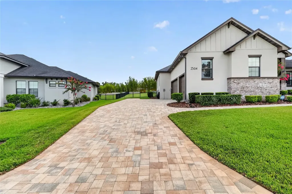 2564 Delphi Woods Circle Lakeland FL 33812
