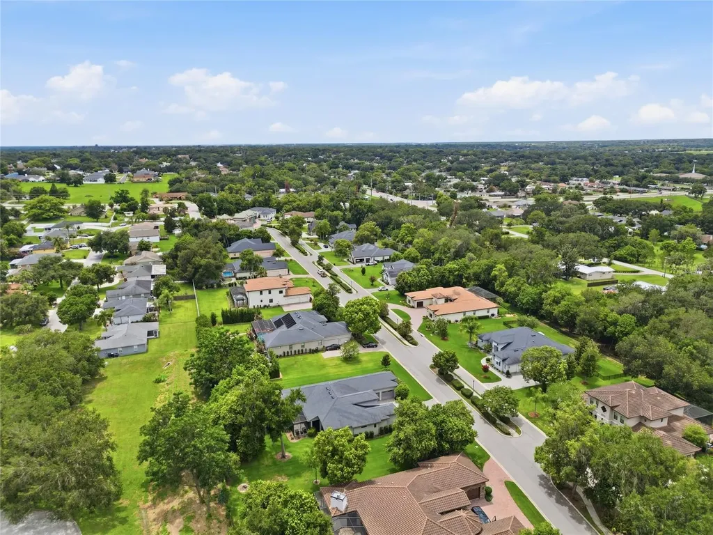 2564 Delphi Woods Circle Lakeland FL 33812