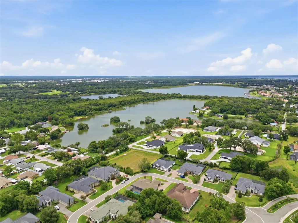 2564 Delphi Woods Circle Lakeland FL 33812