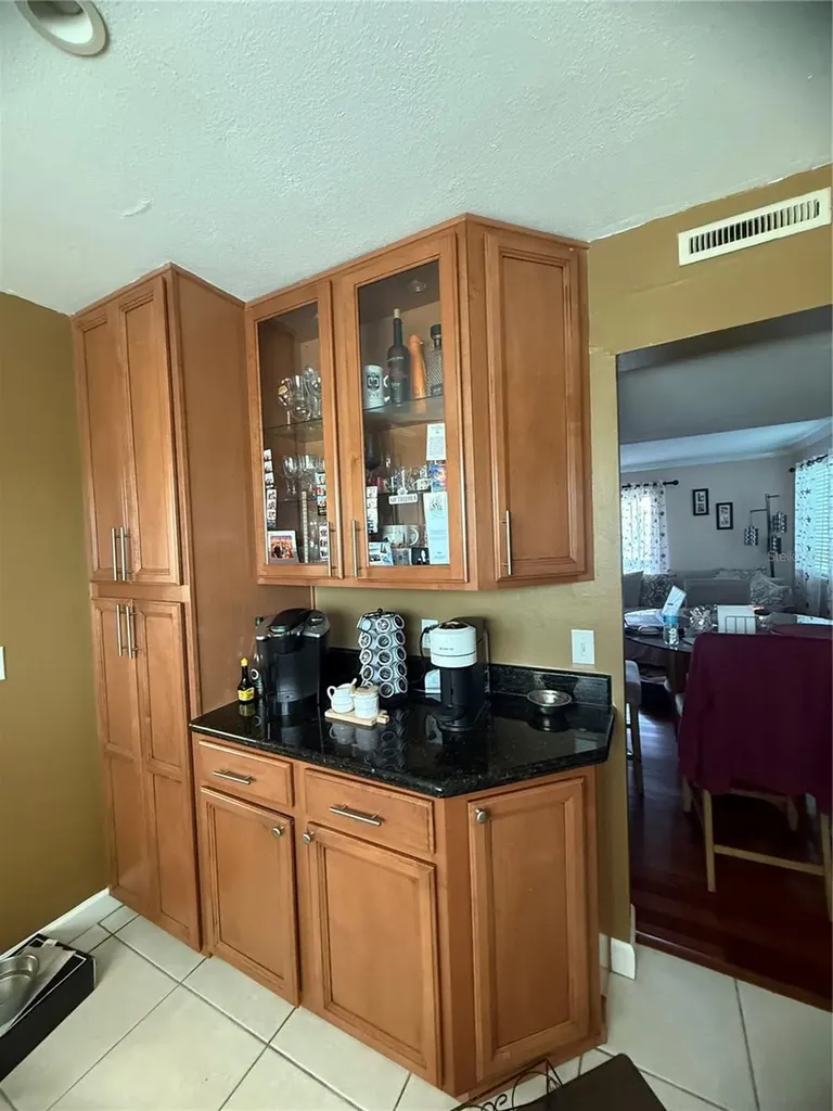 6319 Newtown Circle Tampa FL 33615