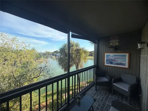 6319 Newtown Circle Tampa FL 33615