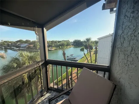 6319 Newtown Circle Tampa FL 33615