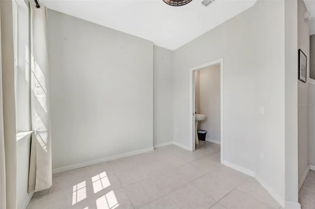 5022 Avalon Park Boulevard Wesley Chapel FL 33545