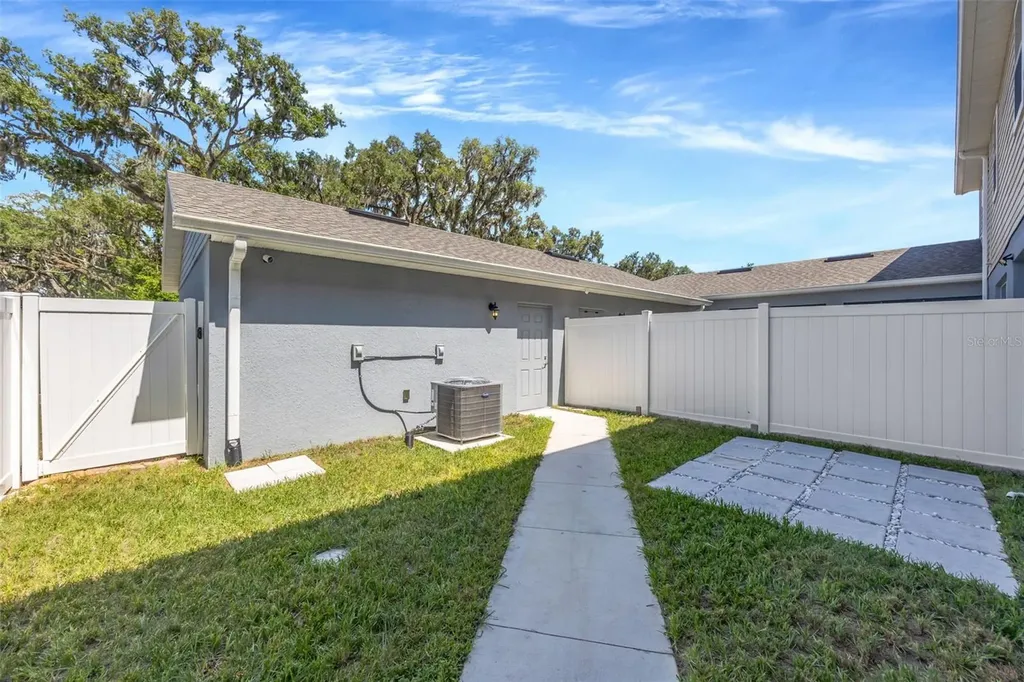 5022 Avalon Park Boulevard Wesley Chapel FL 33545
