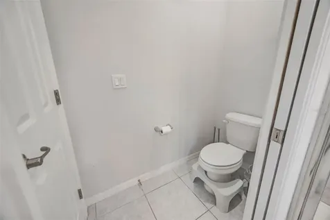 5022 Avalon Park Boulevard Wesley Chapel FL 33545