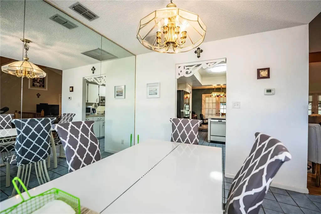85 Country Club Lane Mulberry FL 33860