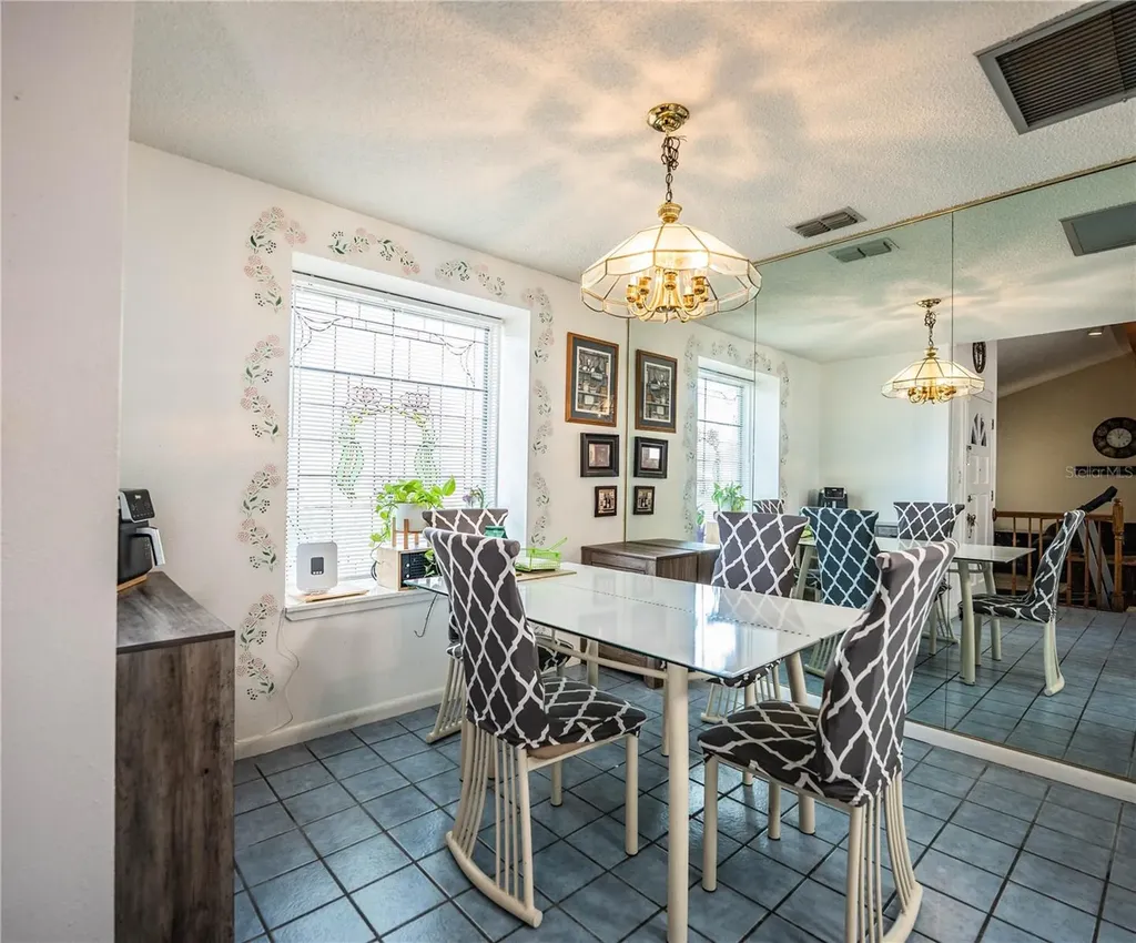 85 Country Club Lane Mulberry FL 33860