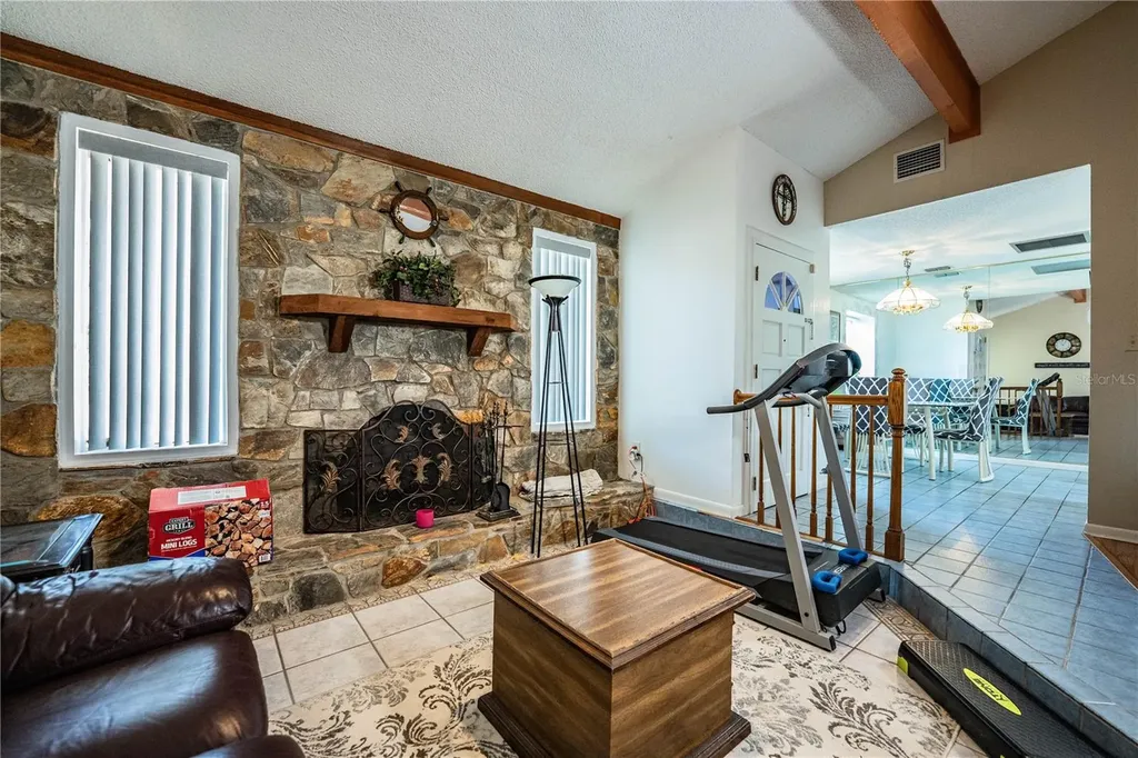 85 Country Club Lane Mulberry FL 33860