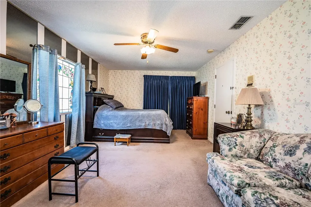 85 Country Club Lane Mulberry FL 33860
