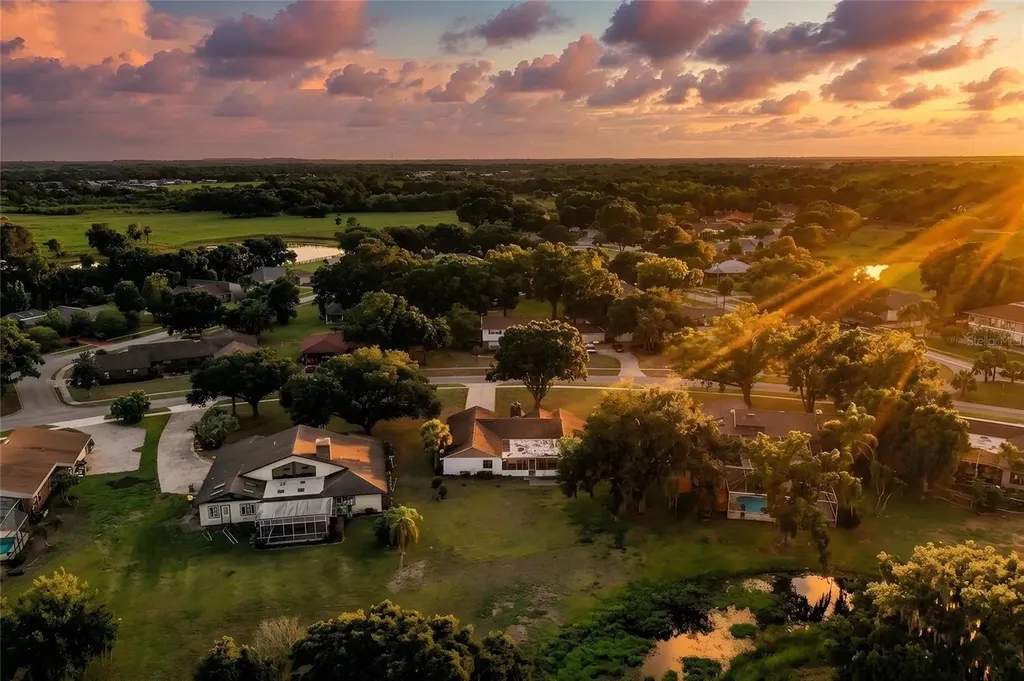 85 Country Club Lane Mulberry FL 33860