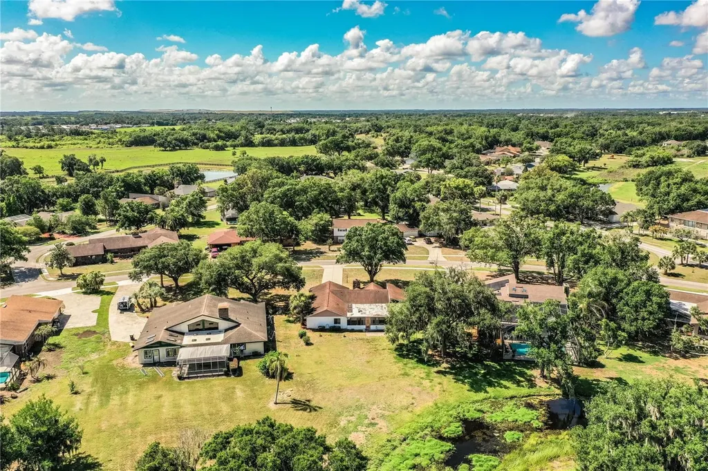 85 Country Club Lane Mulberry FL 33860