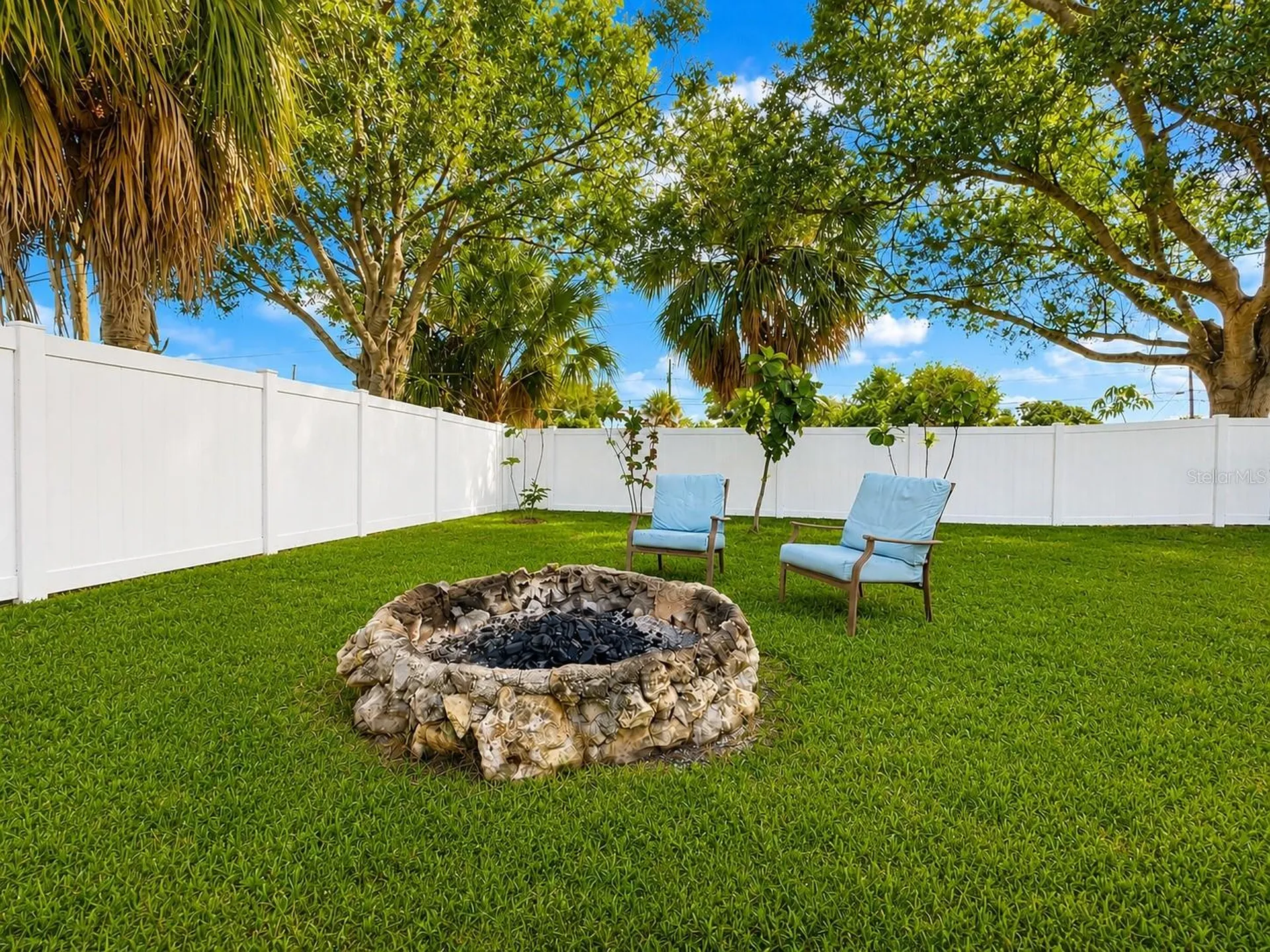 6299 34th Avenue N St Petersburg FL 33710