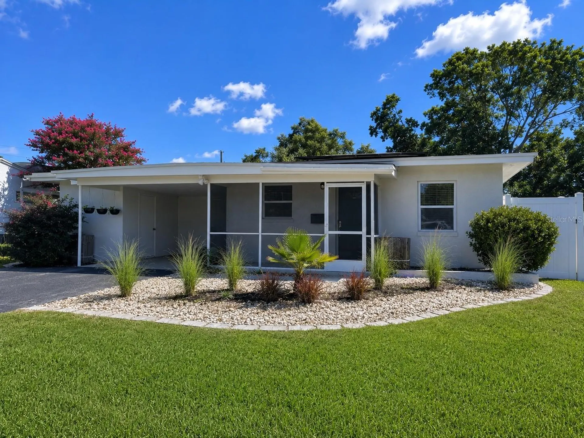 6299 34th Avenue N St Petersburg FL 33710