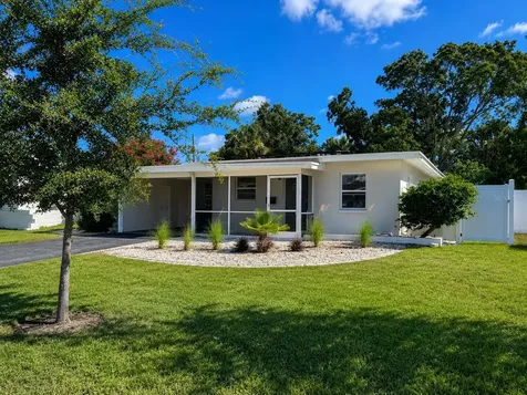 6299 34th Avenue N St Petersburg FL 33710