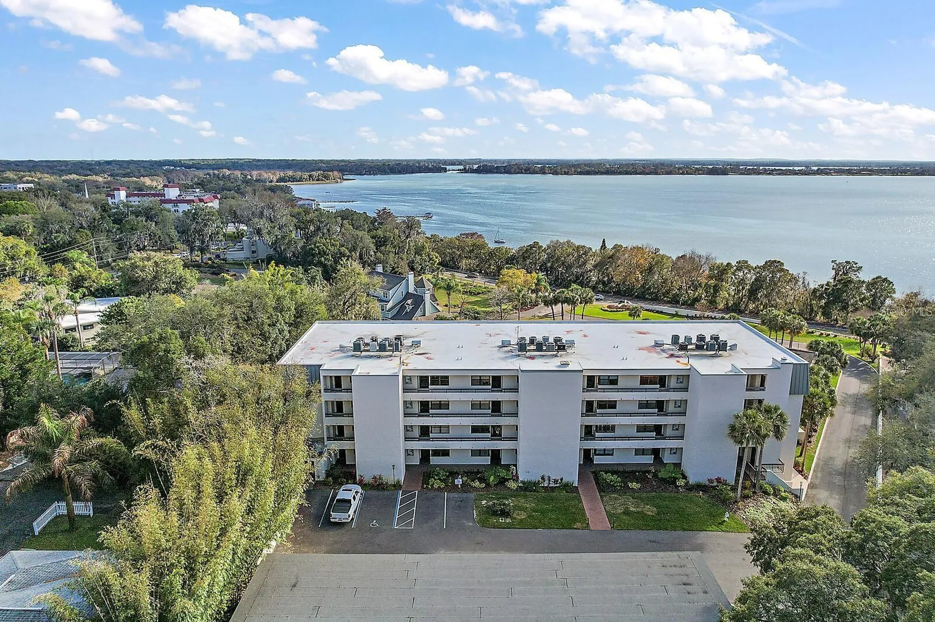 501 W Old Us Highway 441 Highway Mount Dora FL 32757