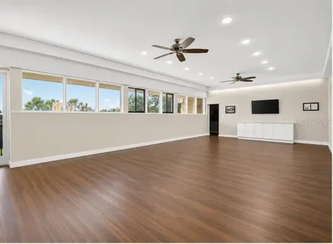 501 W Old Us Highway 441 Highway Mount Dora FL 32757