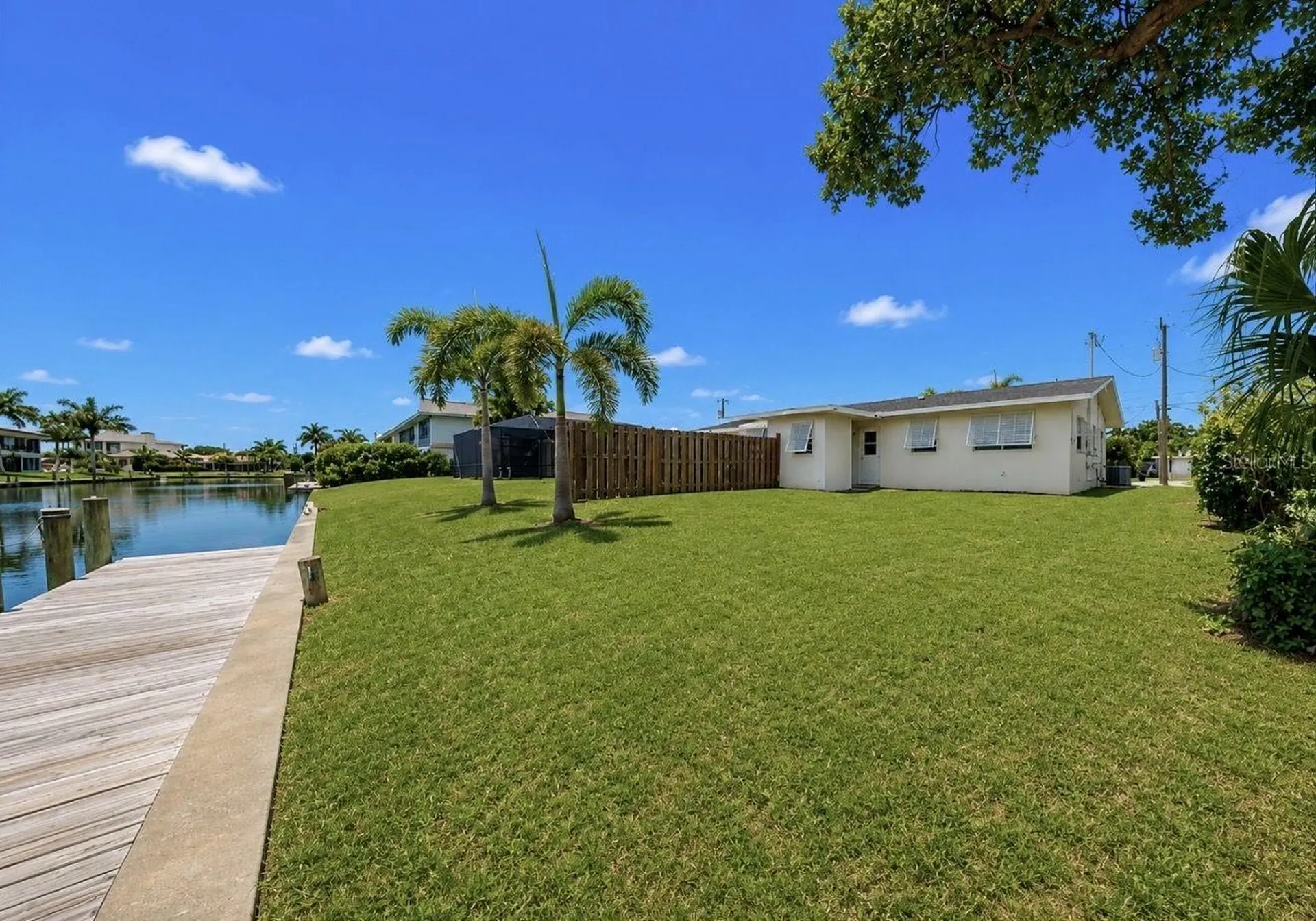 4931 Victoria Drive Cape Coral FL 33904